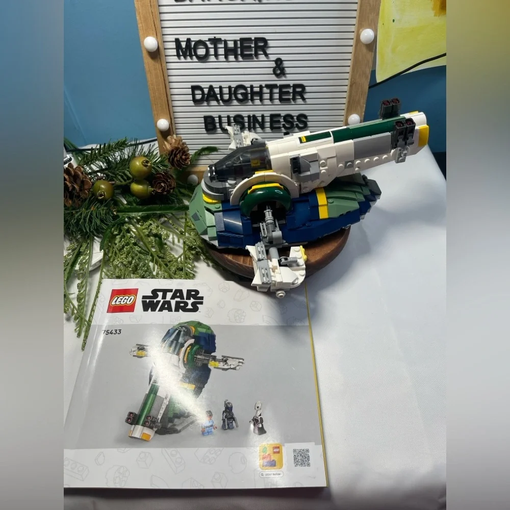 LEGO Star Wars 75433 Jango Fett’s Starship – No Minifigures